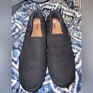 Toms black size 11
